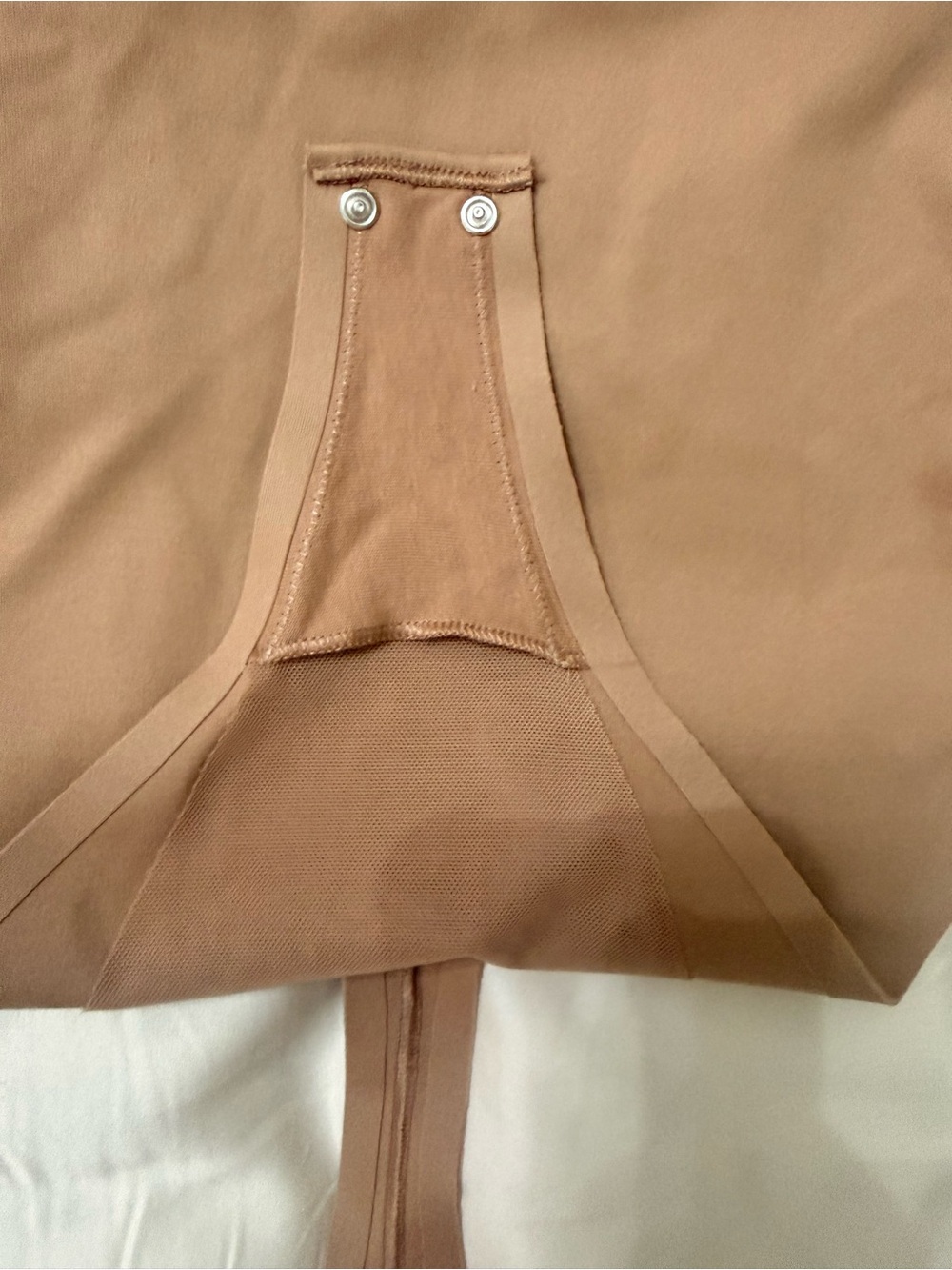 SKIMS Seamless Sculpt Thong Bodysuit Shapewear Nude/Tan Size Small - Picture 6 of 9